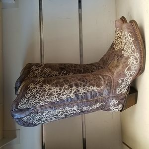 New Womens Corral A1094